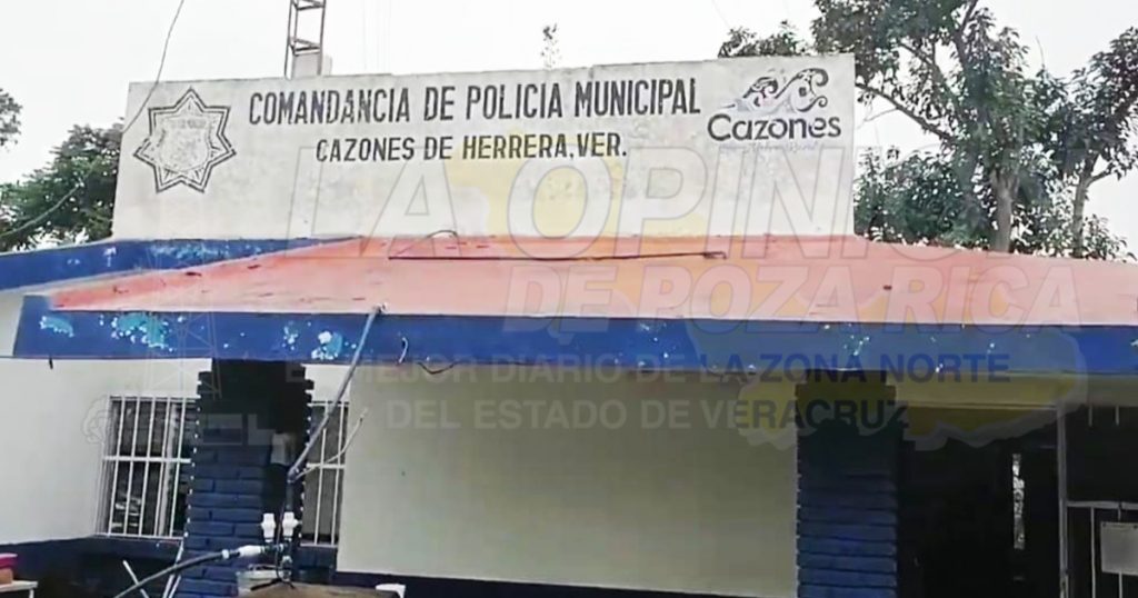 Gobierno de Cazones humilla a expolicías