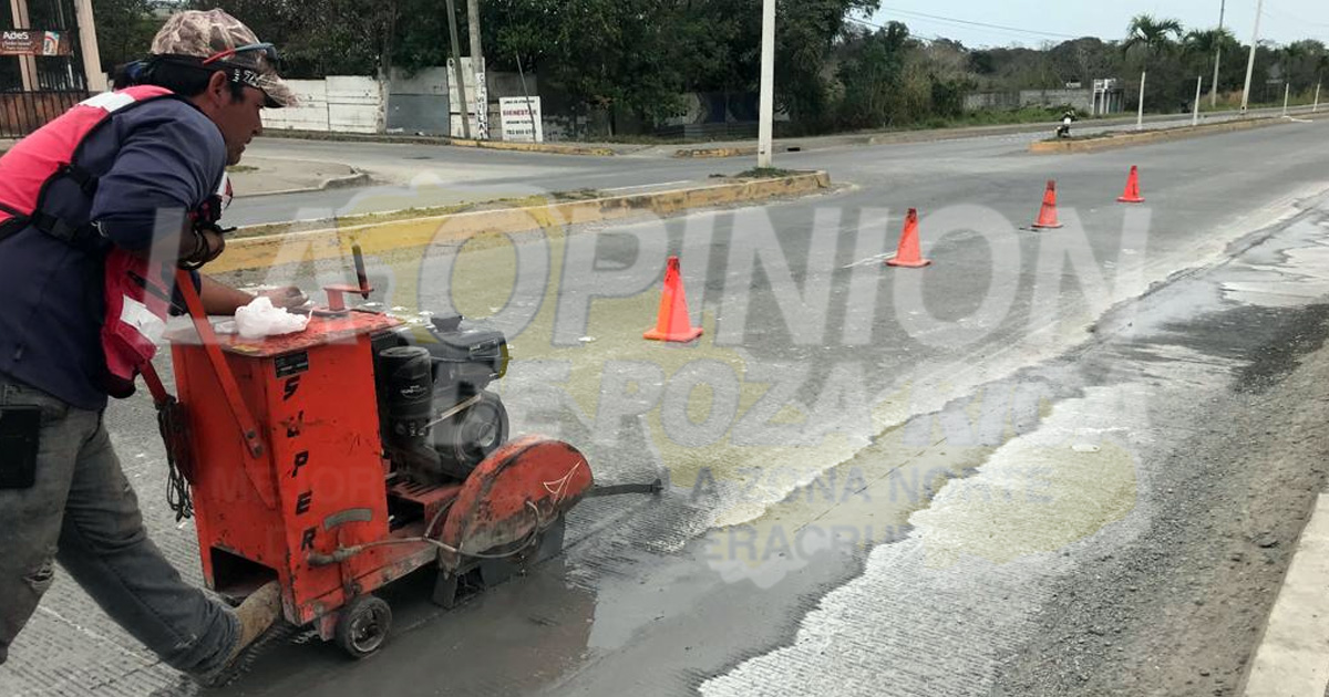 Destrozos en el Libramiento de la ciudad