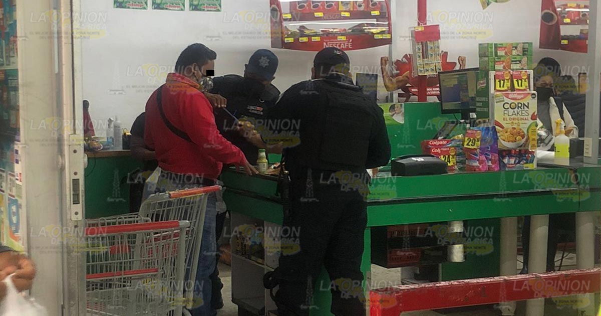 Detienen a presunto ratero de Su Bodega Detienen a presunto ratero de Su Bodega 2