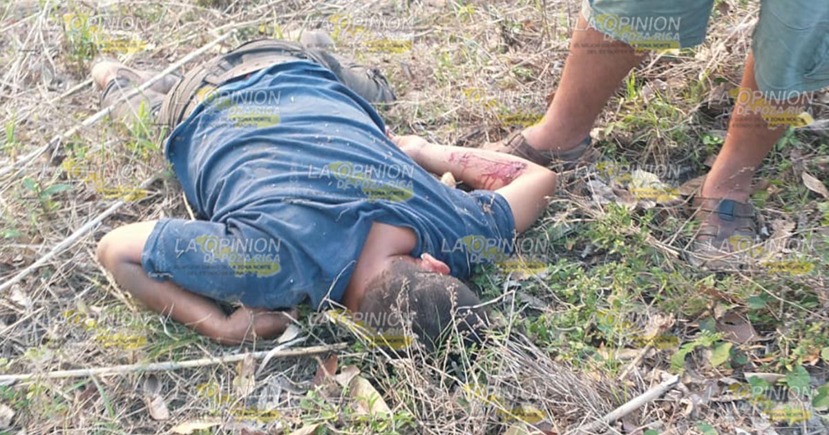 Motociclista entre la vida y la muerte Motociclista entre la vida y la muerte 4