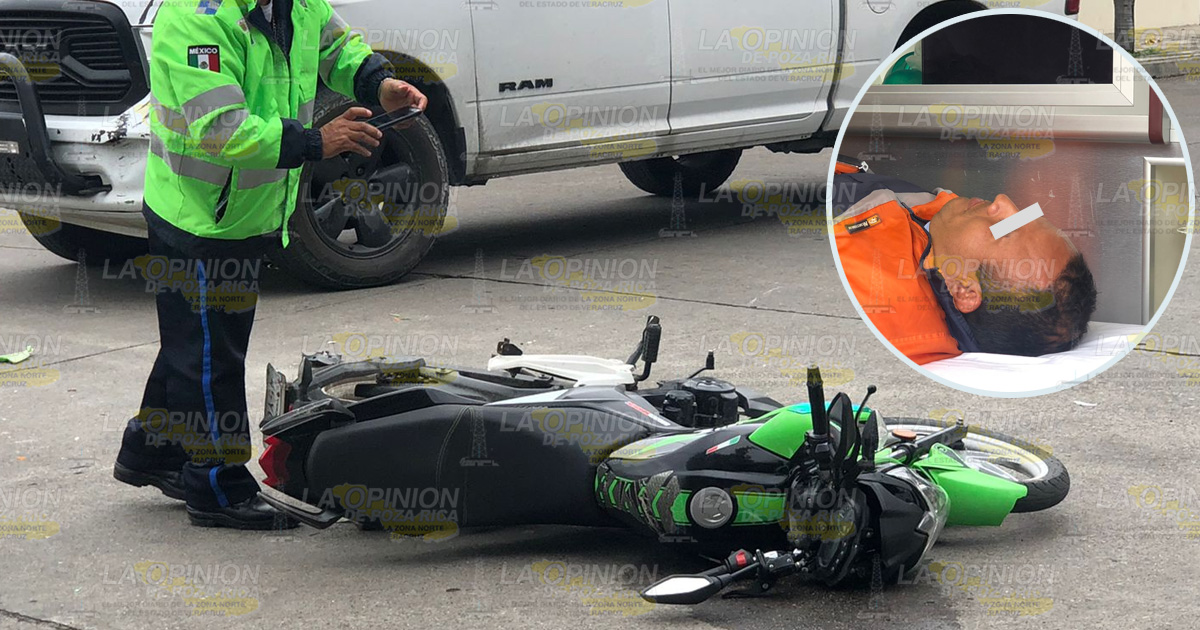 Motociclista derribado por camioneta
