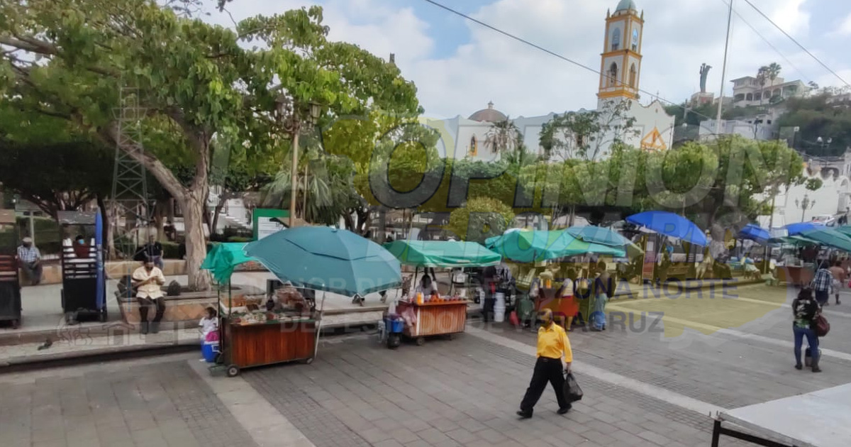 Papantla regresa a color naranja