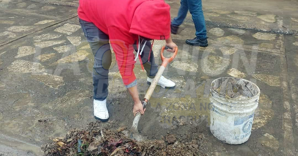 Preservan espacios públicos e históricos en Coxquihui