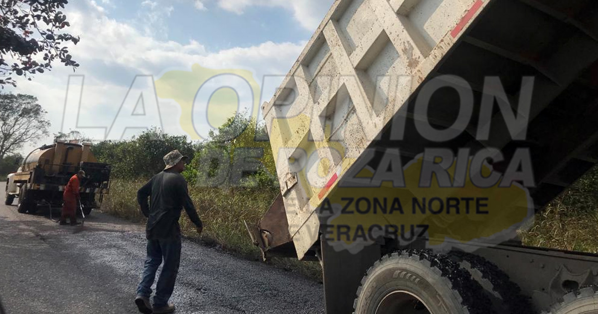 Sin señalamientos, reanudan asfaltado