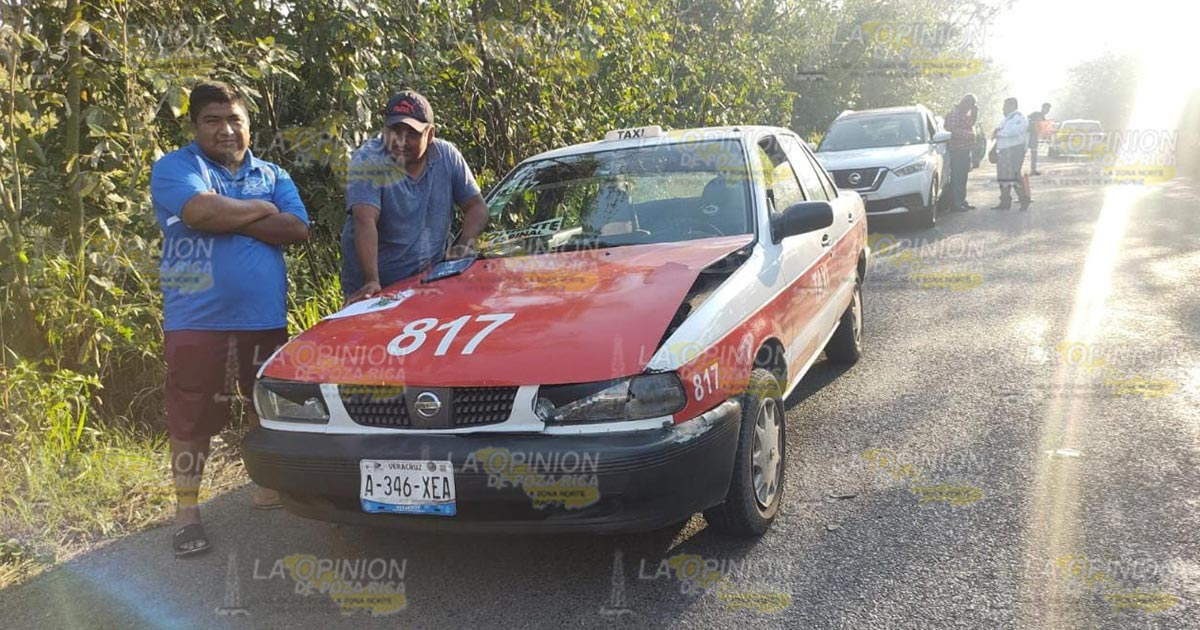 Taxista choca contra Aveo Taxista choca contra Aveo 3
