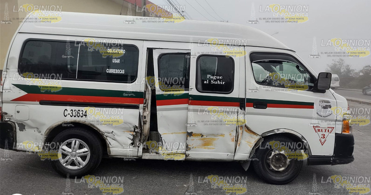 Tráiler se quedó sin frenos y provoca carambola