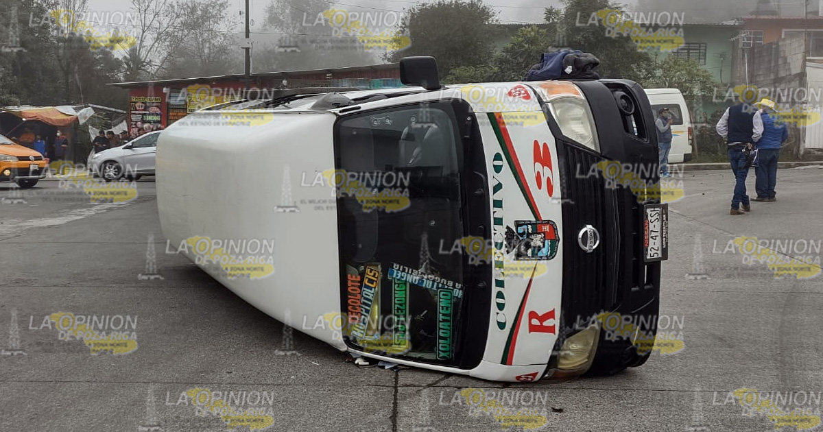 Tráiler se quedó sin frenos y provoca carambola