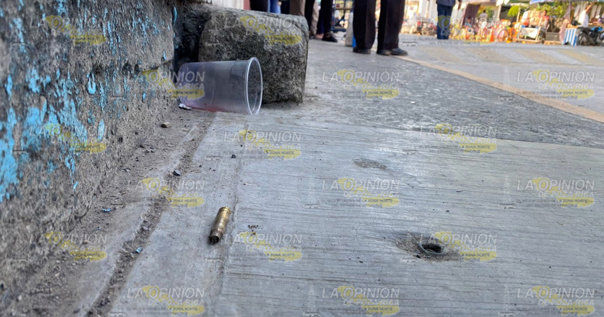 ¡Balacera en el centro de Álamo!