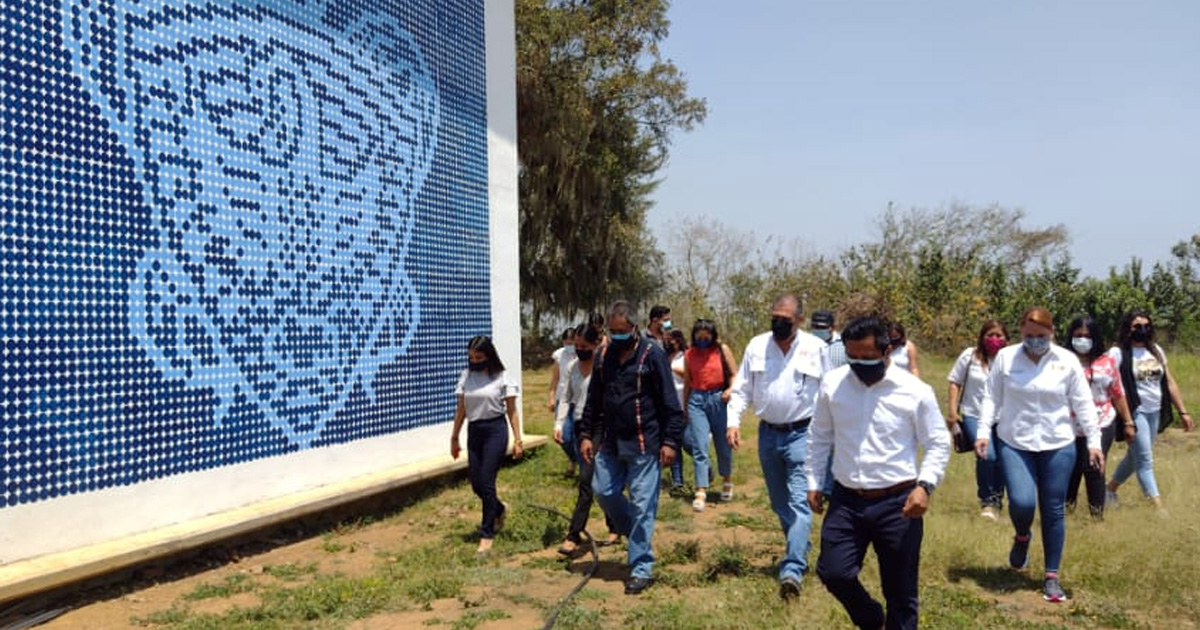 Acercan opciones de estudios a universitarios poblanos