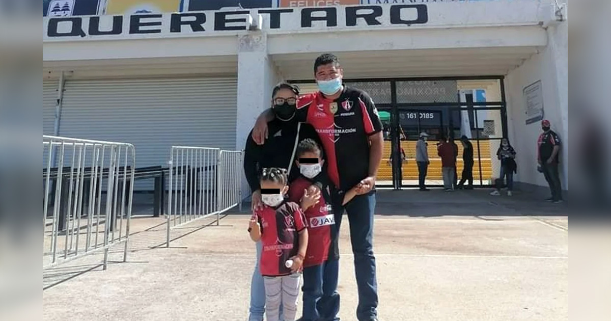 Aficionado de Atlas que protegió a su familia, "Pagué 200 pesos por una chamarra del Querétaro"