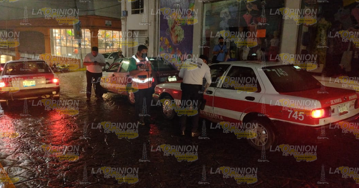 Alcoholizado conductor provoca accidente