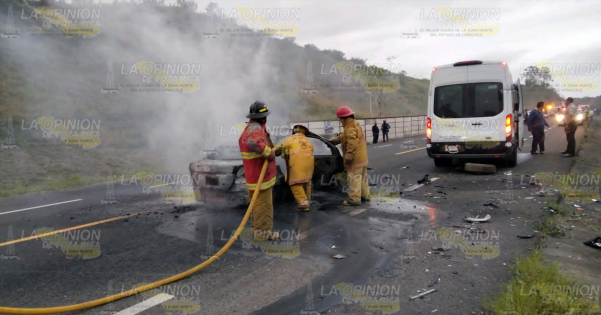 Auto calcinado y 5 lesionados en carreterazo