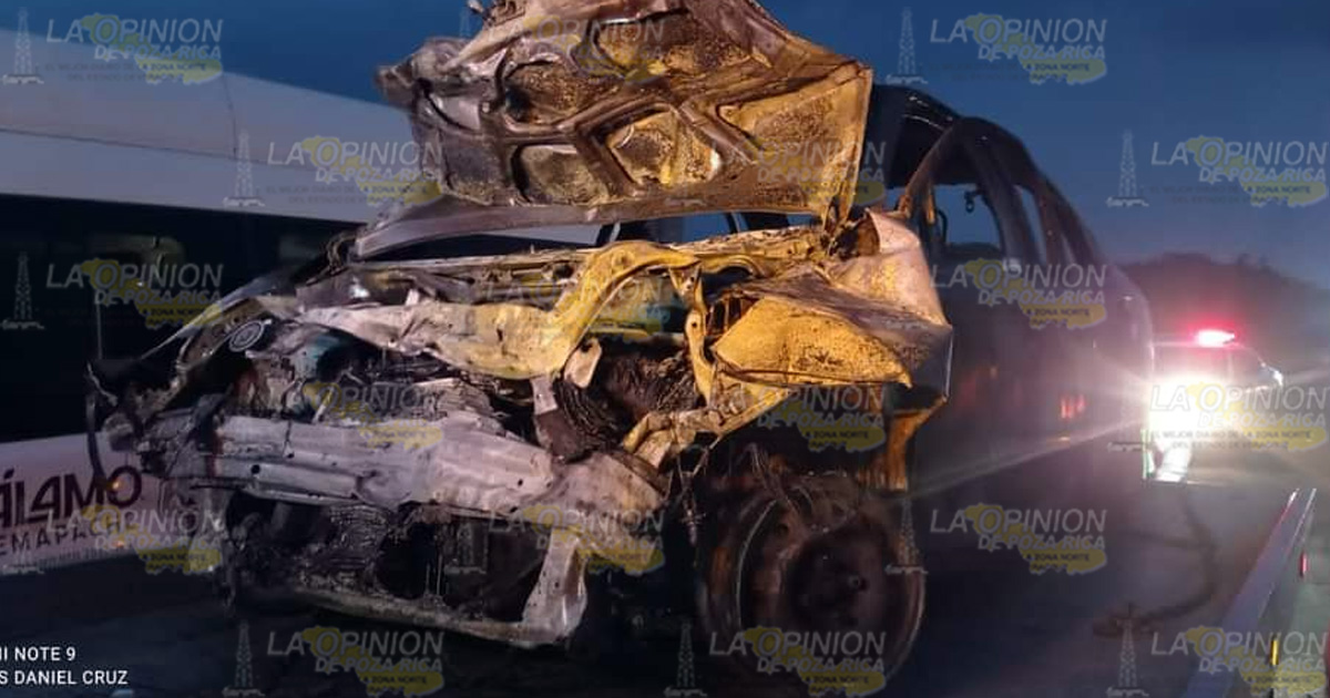 Auto calcinado y 5 lesionados en carreterazo