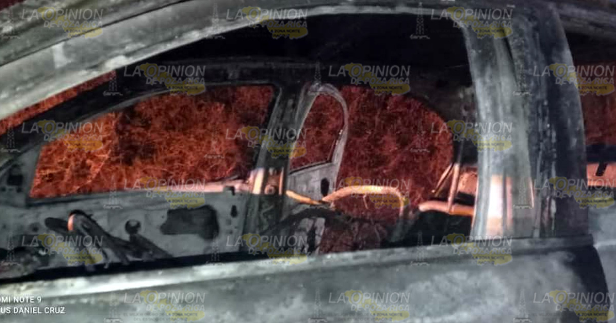 Auto calcinado y 5 lesionados en carreterazo