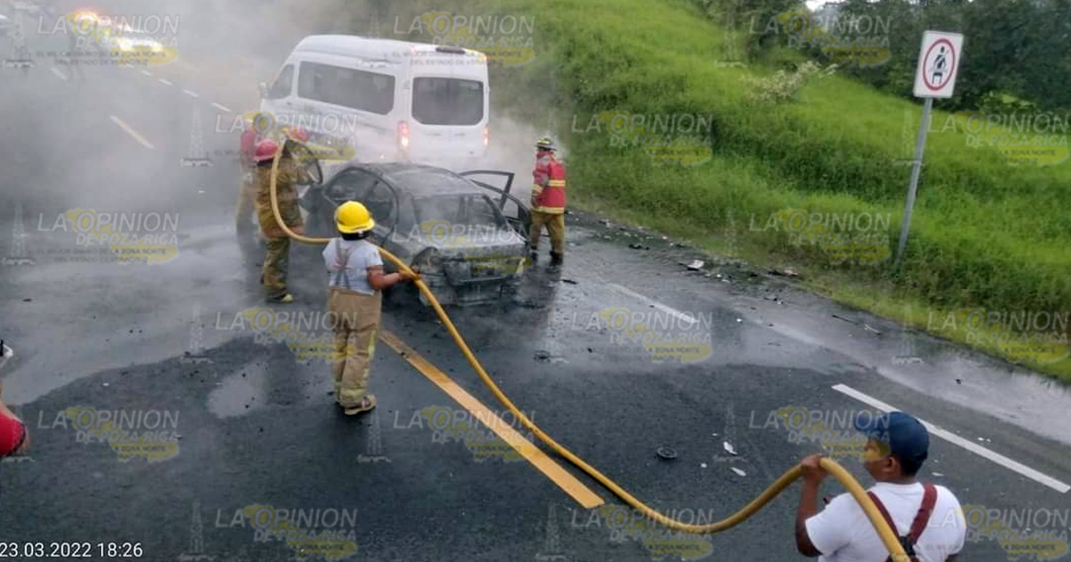 Auto calcinado y 5 lesionados en carreterazo