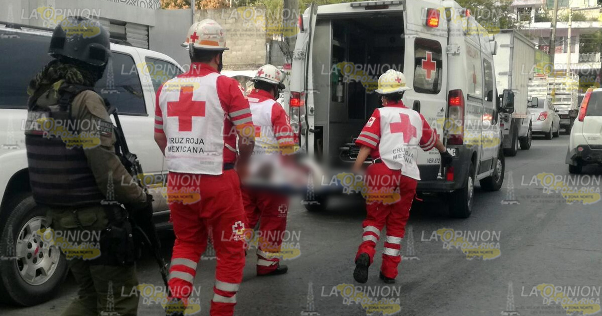 Herida al caer de su altura