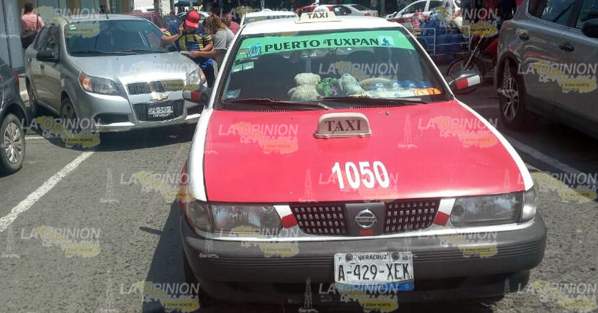Inicia marcha y choca
