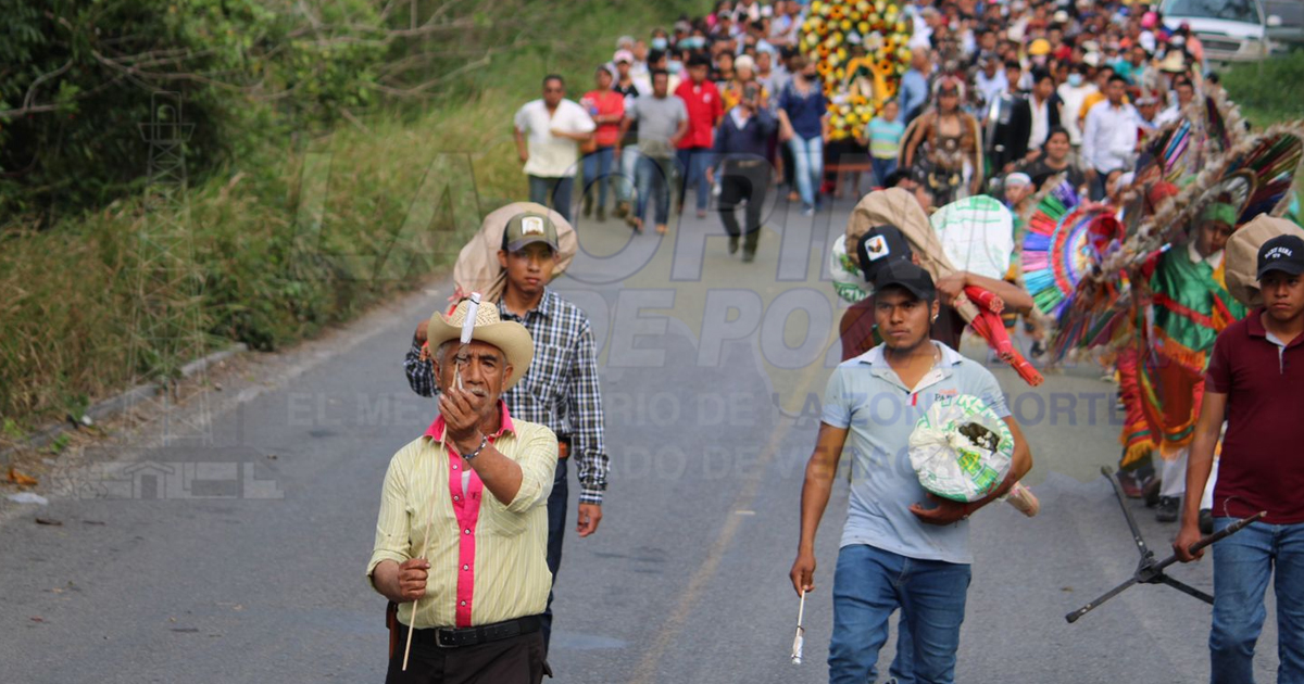 Le cantan las mañanitas a San José