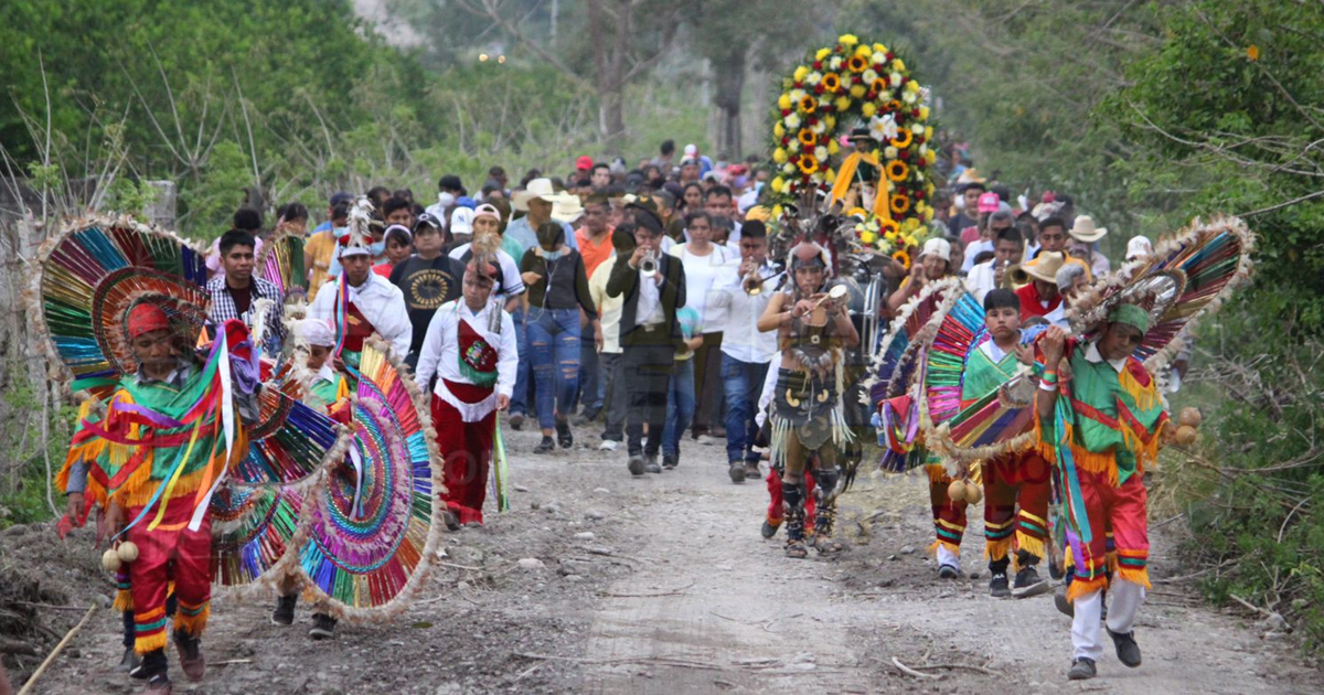 Le cantan las mañanitas a San José