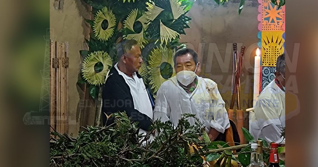 Pueblo Tutunakú celebra ceremonia "Corona de Espinas"