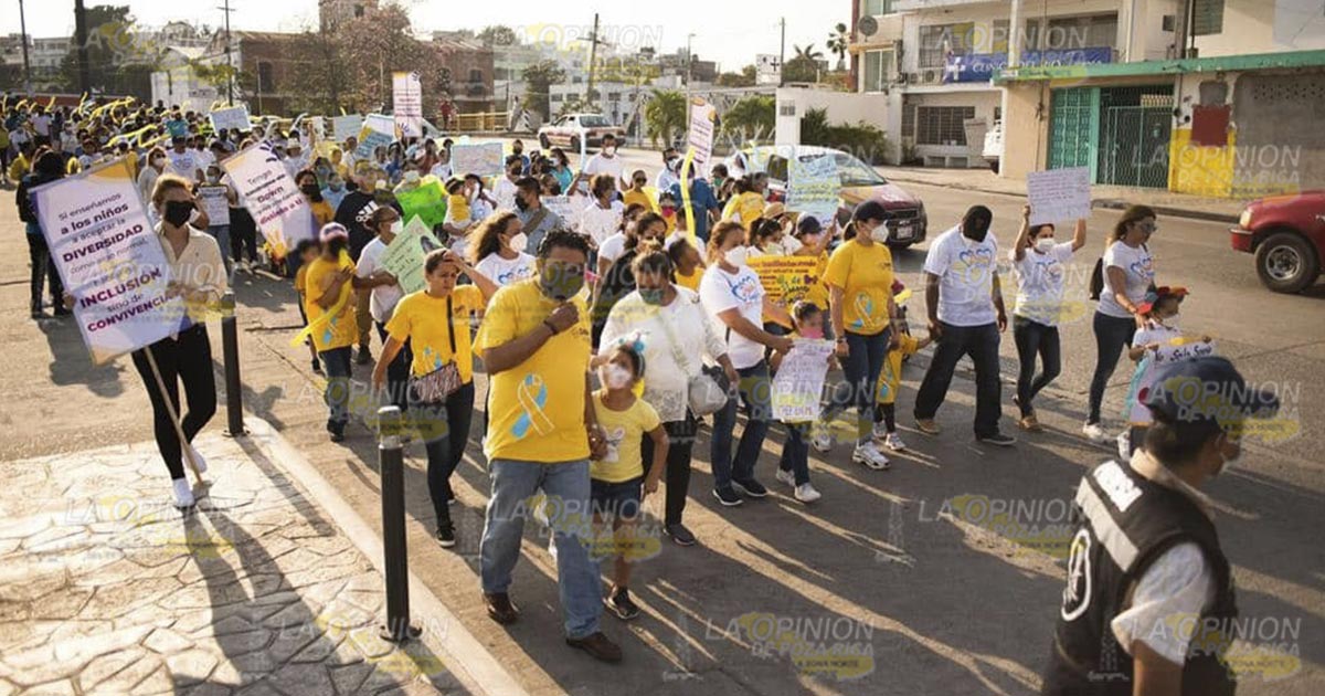 Luchan madres por inclusión de Niños Down 2