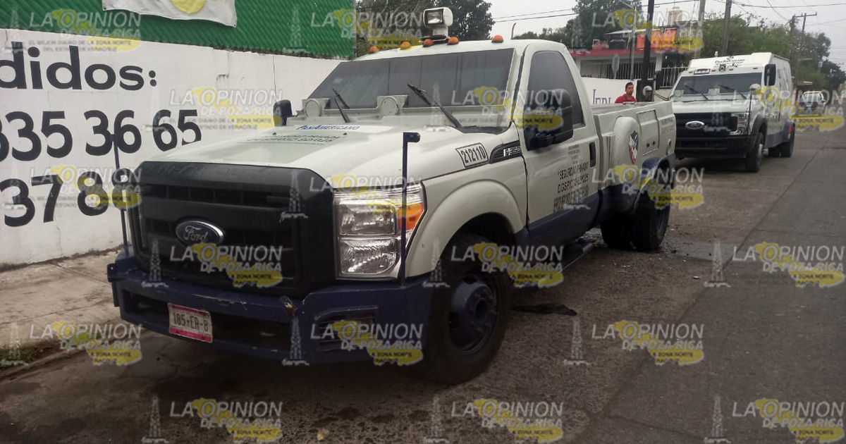 Pierde el control y choca