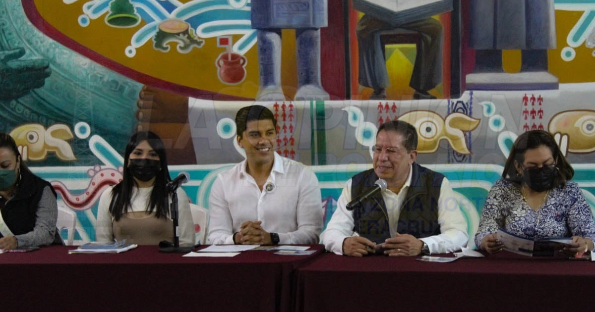 Más opciones educativas para jóvenes tuxpeños