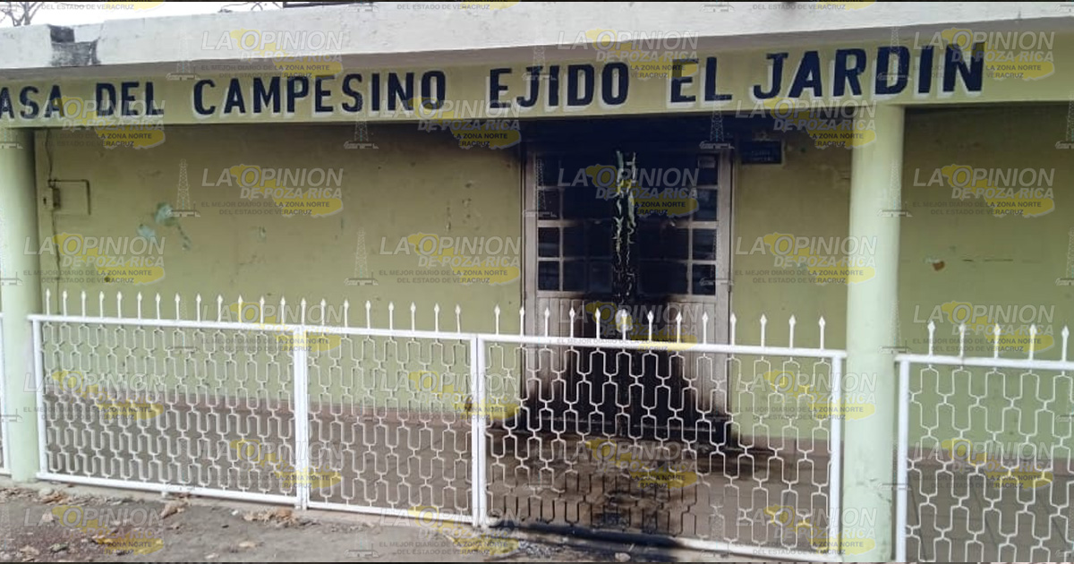 Queman la Casa del Campesino