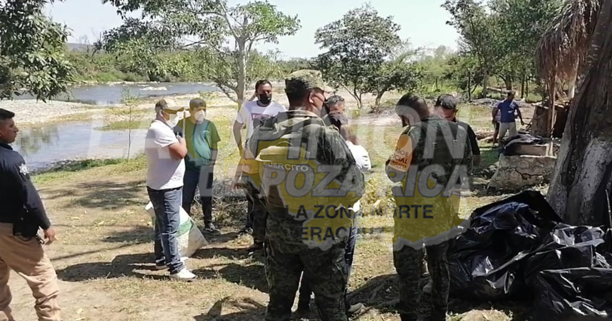 Realizan limpieza en el río, a la altura de la comunidad de Corralillos