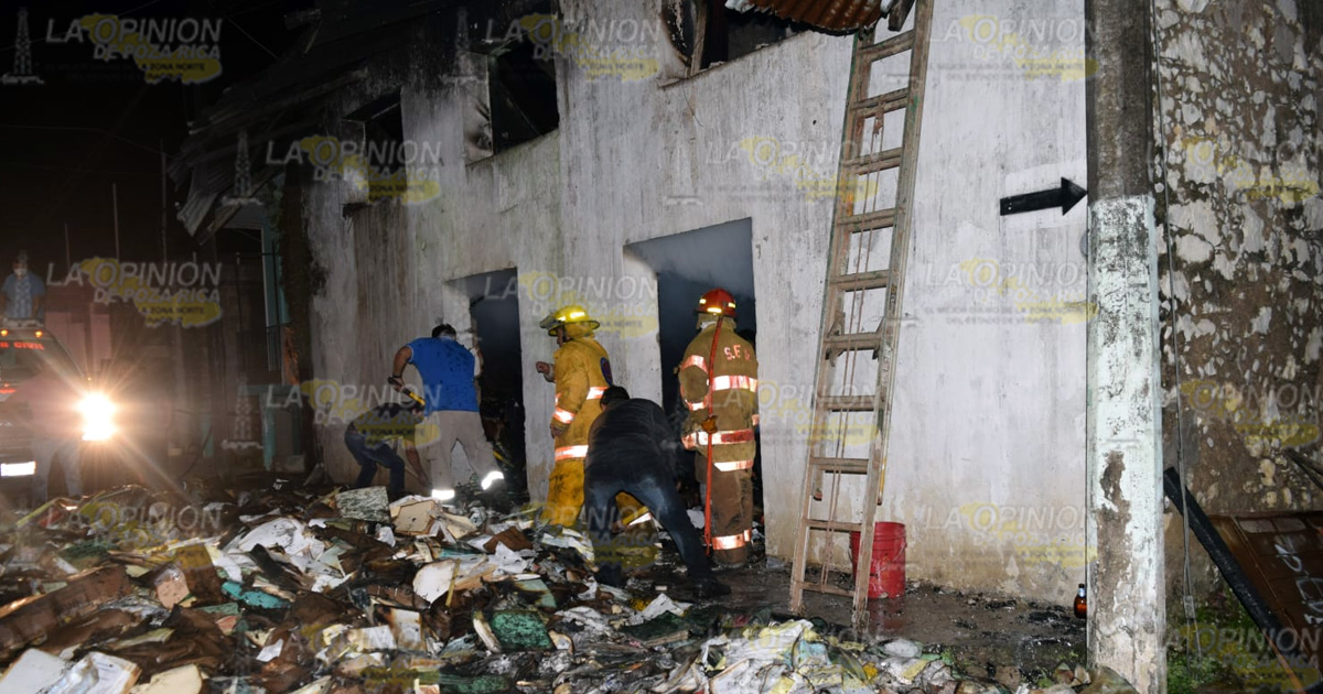 Se incendia un Beneficio de café, en Plan de Arroyos