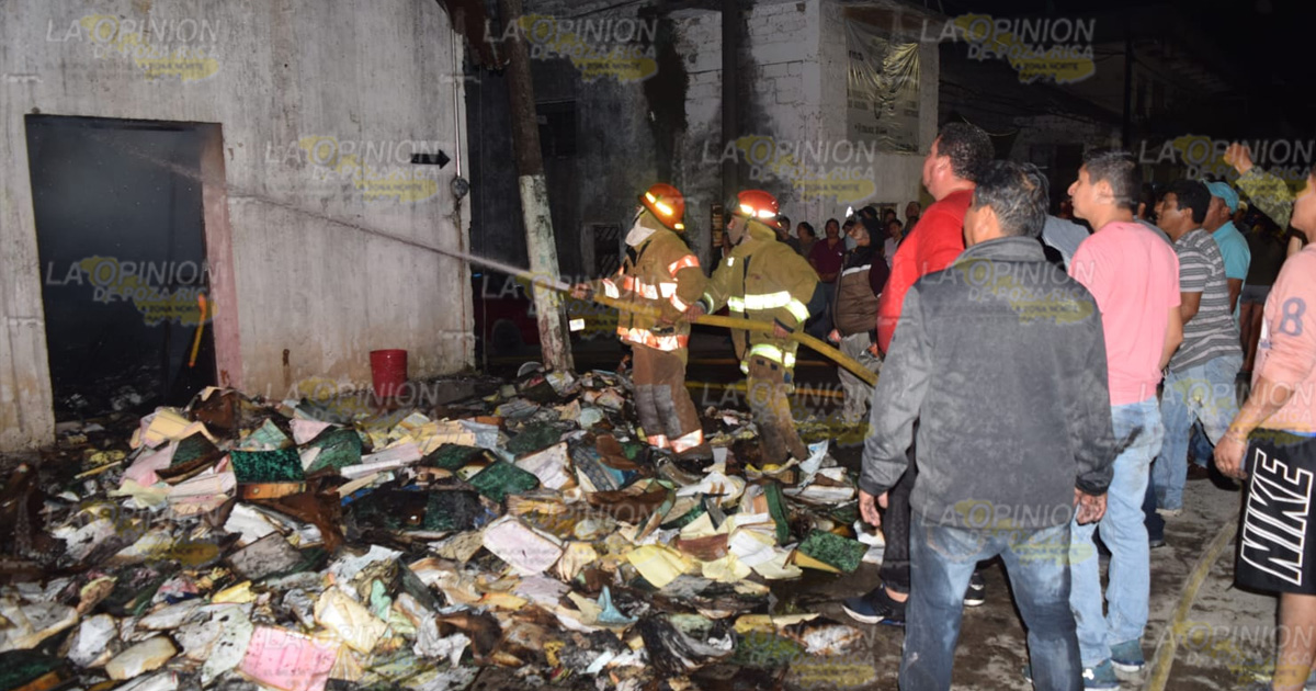 Se incendia un Beneficio de café, en Plan de Arroyos