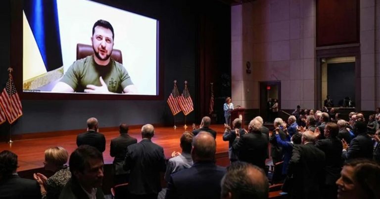 Volodimir Zelenski da discurso virtual ante el Congreso de EUA