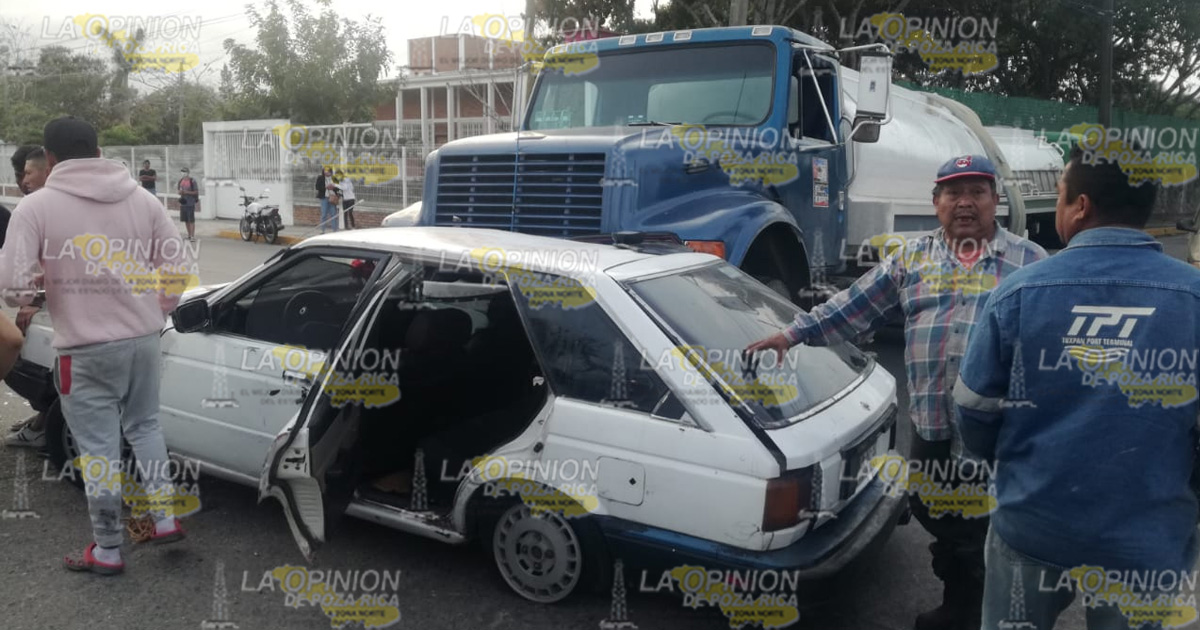 ¡Embestidos por una pipa!