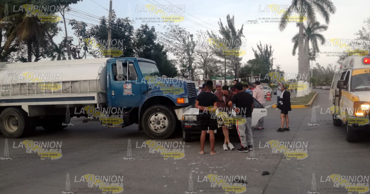 ¡Embestidos por una pipa!