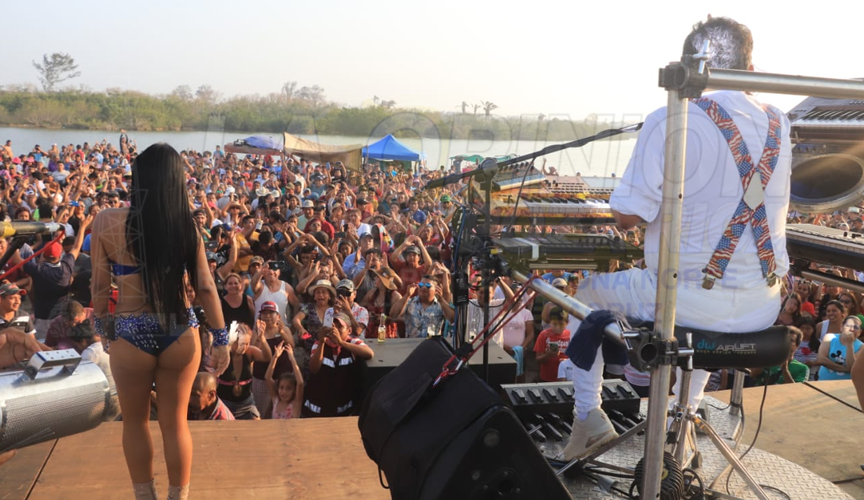 Miles disfrutaron de los conciertos en Rancho Playa