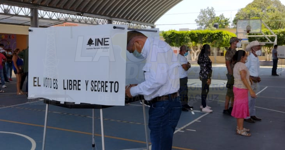 Autoridades forman parte de la consulta ciudadana en la Sierra de Puebla