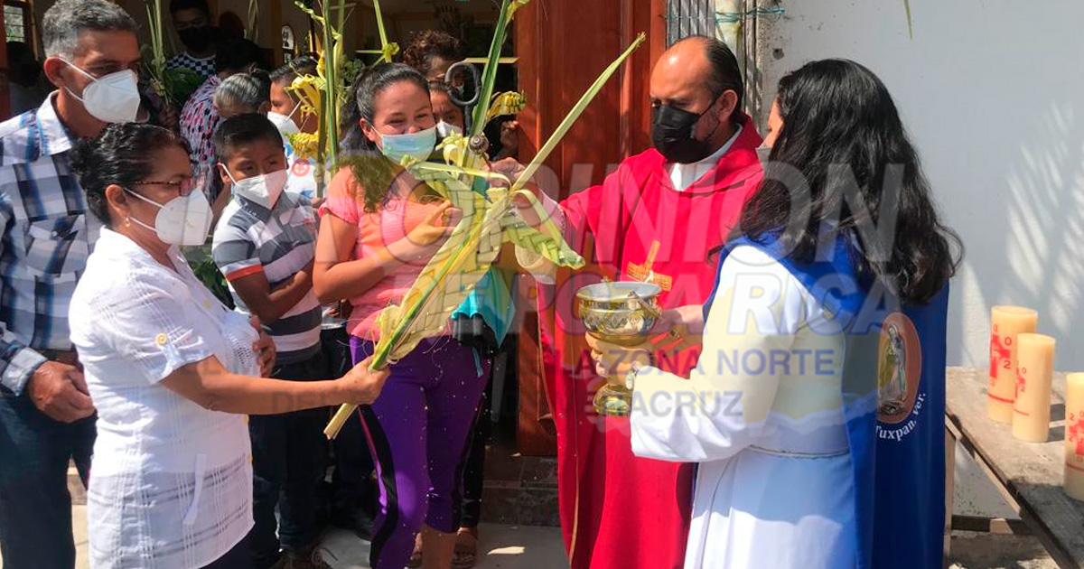 “Bendito el que viene en nombre del Señor”, proclaman católicos