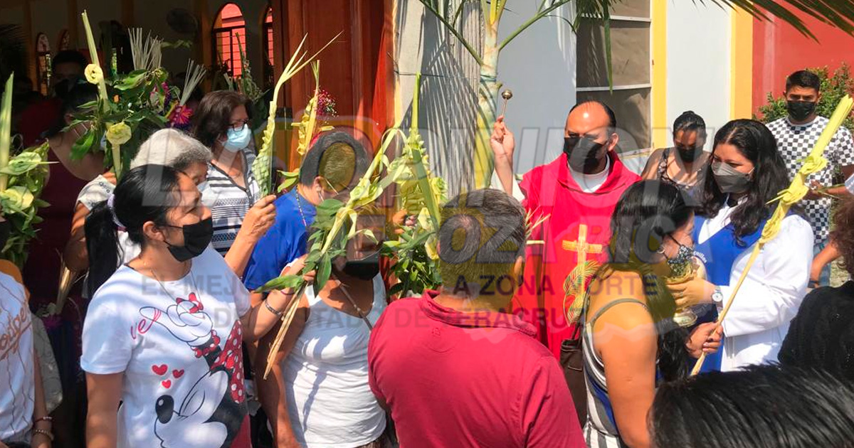 “Bendito el que viene en nombre del Señor”, proclaman católicos