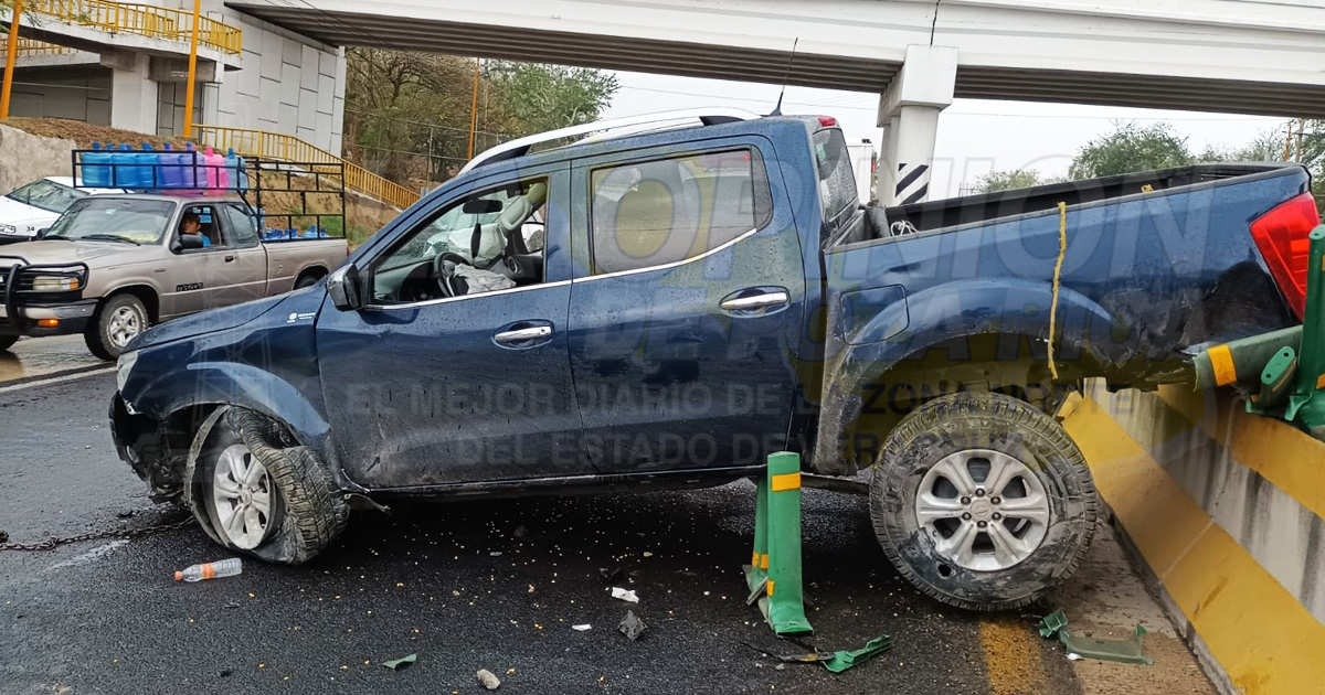 Choca con muro de contención