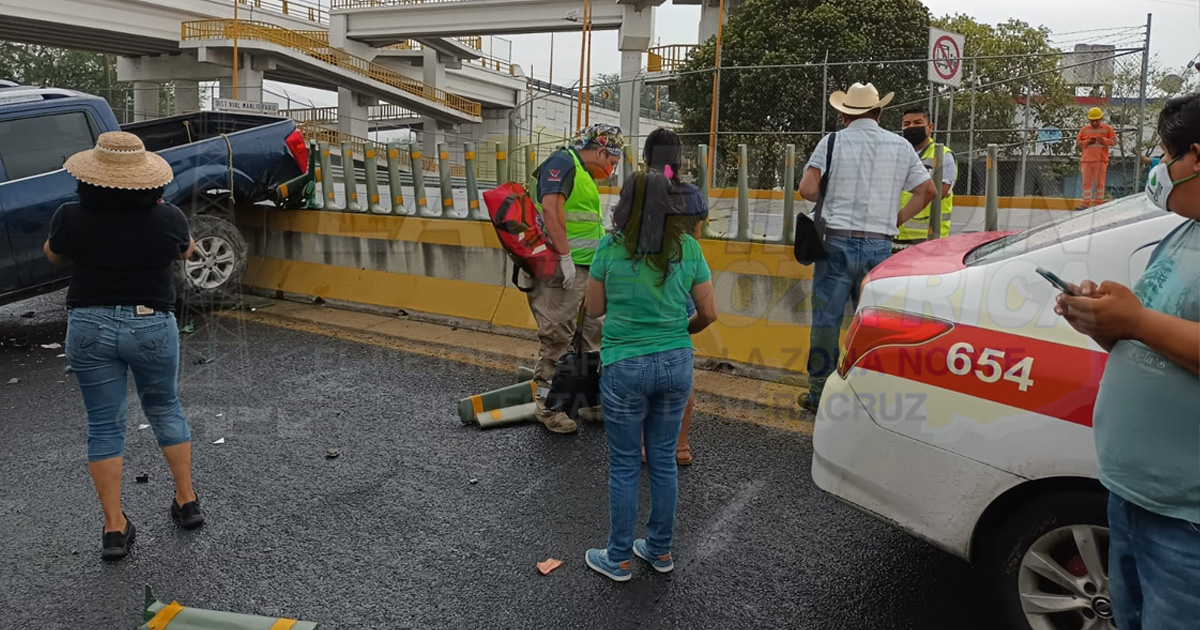 Choca con muro de contención