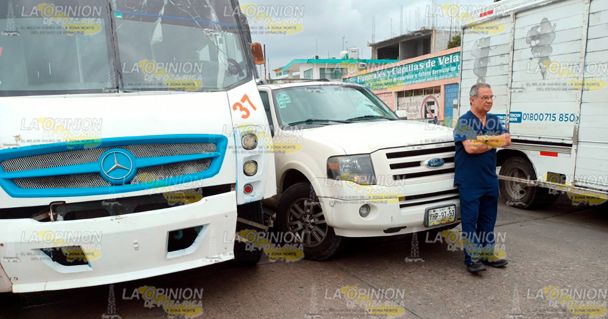 Chocan en el bulevar