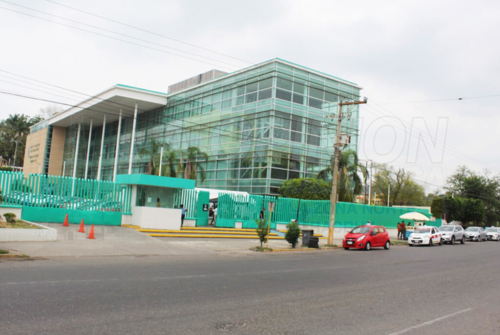 Cierran módulo de atención de enfermedades respiratorias del IMSS