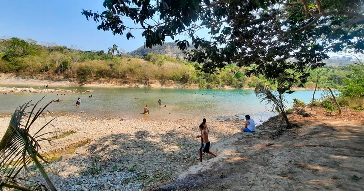 Comerciantes, le apuestan al turismo