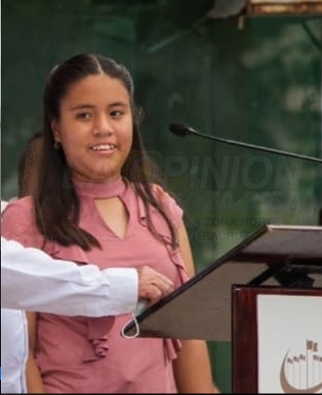 Destaca mensaje de niña en acto cívico, en el ayuntamiento de Poza Rica