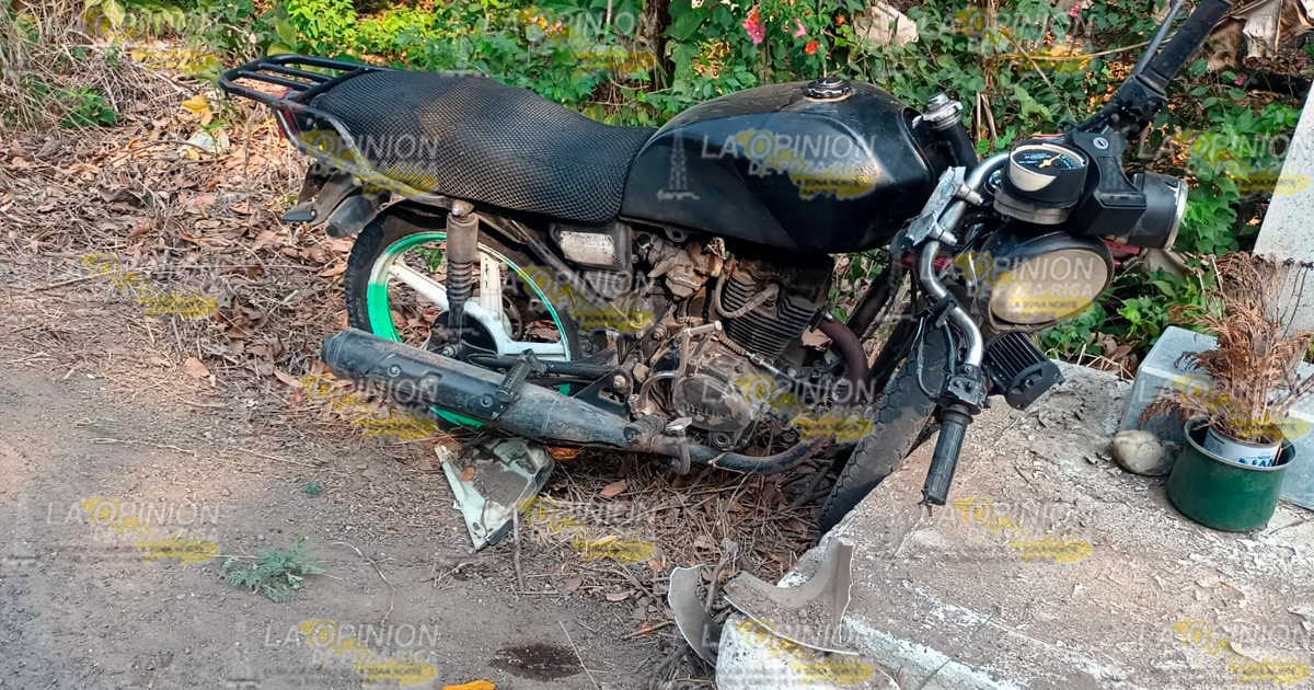 Dos menores heridos en accidente de moto