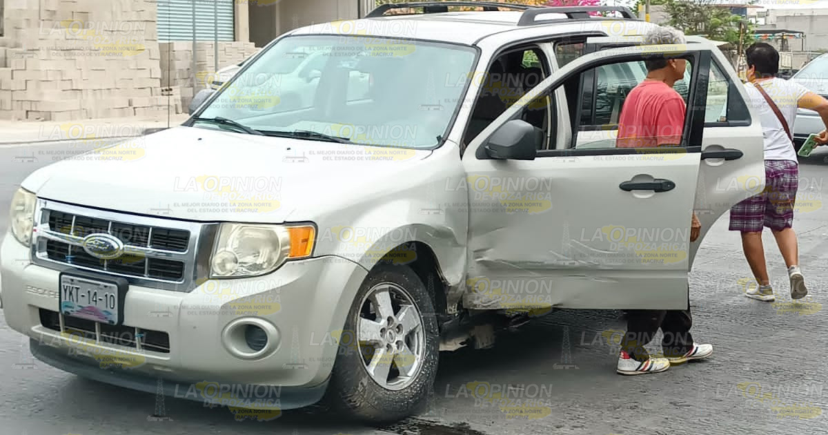 Fuerte choque en el libramiento de Tuxpan