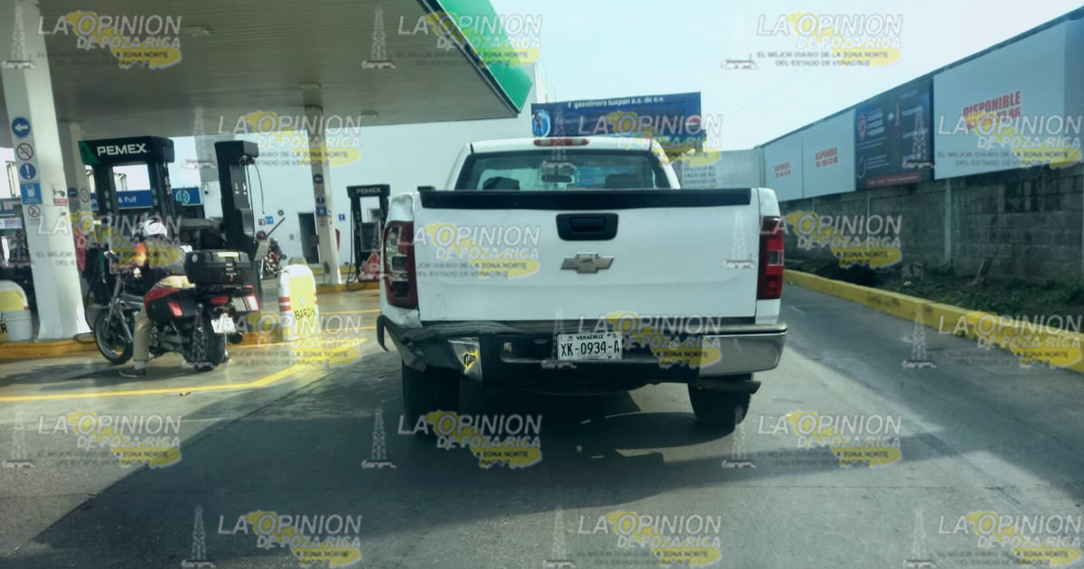 Herido al chocar con camioneta