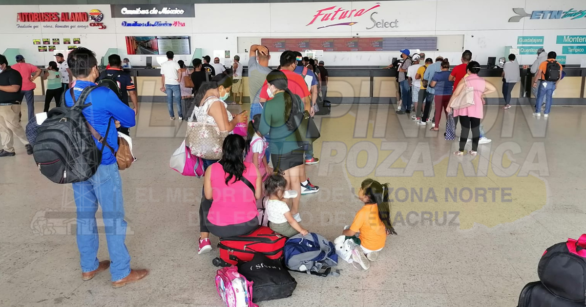 Inicia éxodo de turistas al cierre de la Semana Santa 2022