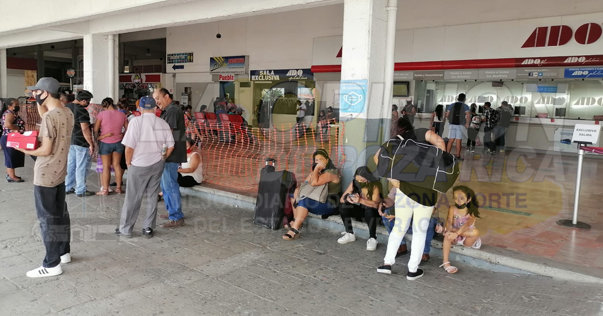 Inicia éxodo de turistas al cierre de la Semana Santa 2022