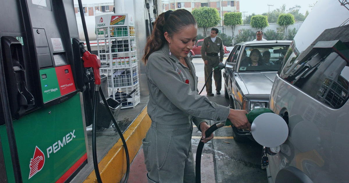 México suspende subsidio a gasolina en la frontera con EU por una semana